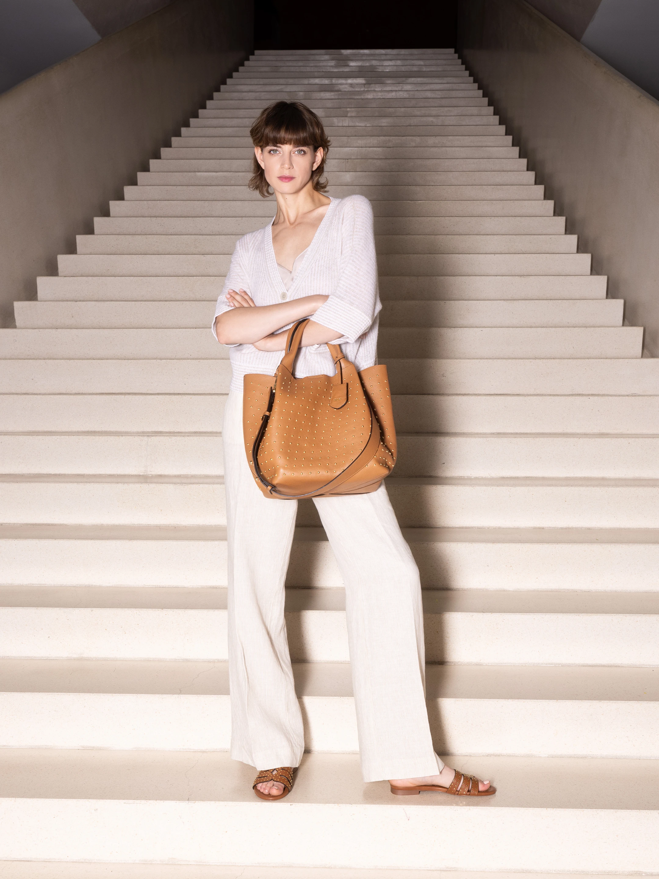 Shopper ESSENTIAL studs media Piel Agave